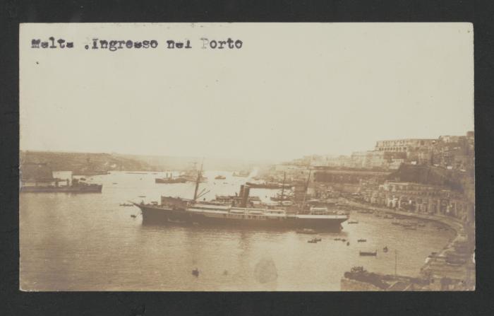 View of the Grand Harbour, Malta, captioned "Malta, Ingresso del Porto"
