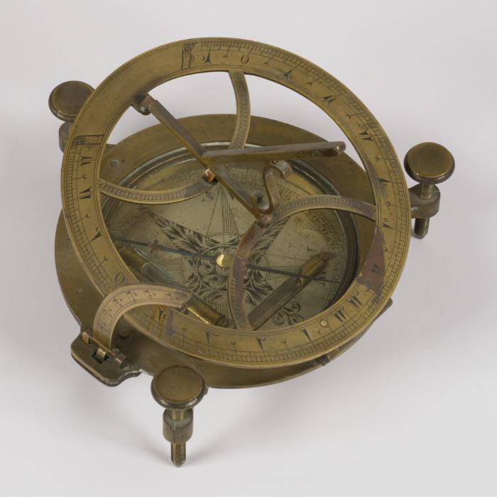 Equinoctial Sundial