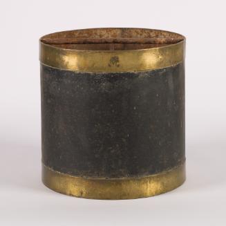 Black Measuring Bucket