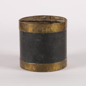 Black Measuring Bucket